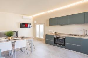 AmazHome - 2025 New seaside & comfort home Apartments, Cattolica