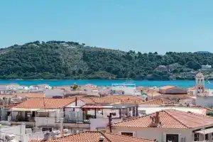 NéRo Apartments, Skiathos Town