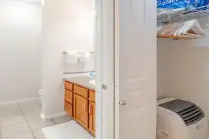 Waterfront Spacious 1BR, Den Walk to Pike Place Guest house, Seattle