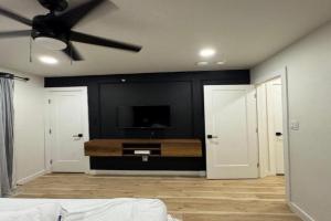 Lofts at Unit 4 Guest house, Arlington