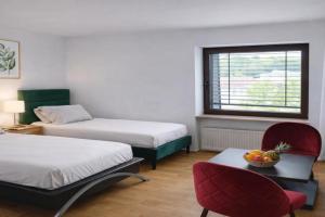 Urban Nest Prime 3BR with Spacious Hall & Kitchen apartment, Kelkheim