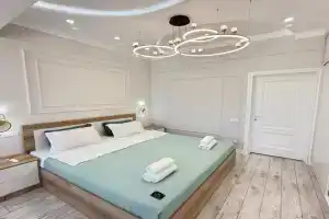 Brooklyn apartment near park, Bishkek