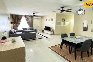 Harina Homestay At Sireh Residence near AEON MALL, Kota Bharu