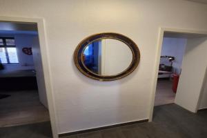 MD- City, EG, Top in Preis- Leistung, Lage, Deluxe App mit 2 Schlafzimmer, Merkmale Qeensize Bett, Romantk DZ Apartments, Magdeburg