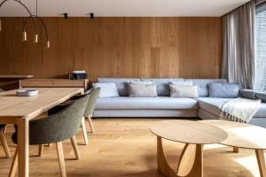 Luxury Mountain Stay l 1 Minute To Slopes l 6pax l GYM - SAUNA - POOL l by BonesVacances Apartments, Ransol