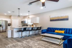 Brand New Modern Luxury Duplex EV Ready Apartments, Pensacola