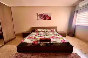 Triple room in Beautiful Artsy Maisonette, St Julians
