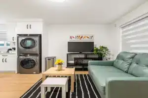 A cozy and stylish 2-bedroom retreat, Surrey