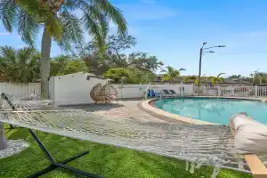 1 King Bed Unit With Shared Pool Guest house, Clearwater Beach