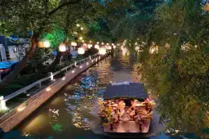 Luxury Riverside House with Garden in Central, Suzhou
