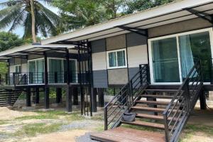 The Cozy Foresta House, Hinkong