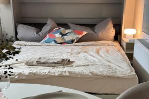 Modern Cozy Studio Apartment & Terrace, Oldenburg