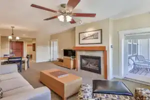 Pool, Hot Tub, Ski In Ski Out, Bike Storage for Summer Guests, Winter Park