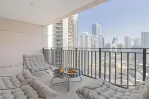 Luxury 3BR Downtown Stay Near Burj Apartments, Dubai