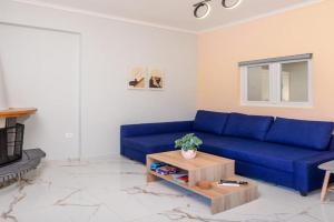 Adorable Modern Guesthouse 2, Perea