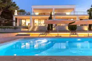 Modern exclusive Villa with Pool and Mountain View, Santa Ponsa