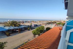 Thalassion Rooms, Neoi Poroi