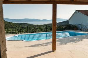 Holiday Home Bacinelle with Pool & Sea View, Gradac