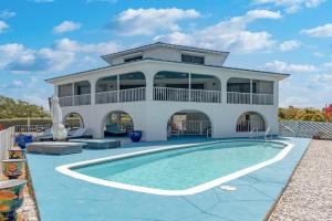 Casa Tranquilo - Waterfront Pool Home, 80' Dock, Marathon