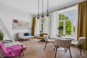Modernist Loft Studio in Old Town, Riga
