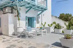 Le Petit Bati Blue Apartments, Skopelos Town