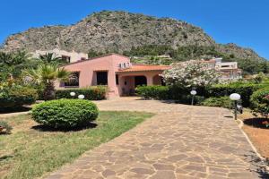 Villa del Faro, Capo Zafferano, Bagheria