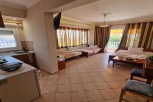 Top Rooms, Paralia Katerinis