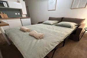 Au pied du château Apartments, Lourdes