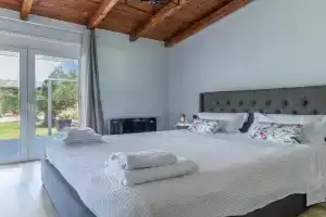 Villa Olive & Stone Loutraki, Korinthos