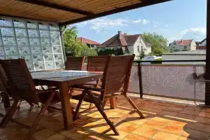 Terasse und Garten 8 Personen Apartments, Kassel