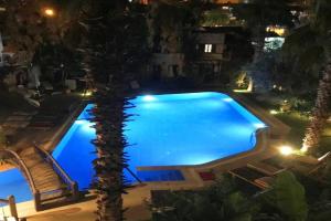 Villa with Garden Shared Pool – 4 Min from Beach, Kalkan