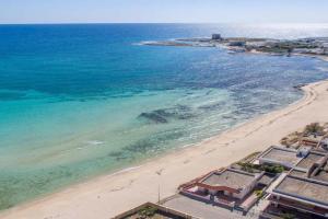 Casa Davide a soli 100 mt dalla spiaggia di, Torre Lapillo