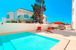 Villa Ambre : détente piscine privée hammam, La Marsa