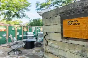 1929 Wash House, Fredericksburg