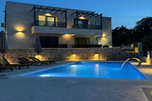 Casa Bellavista, Radovic