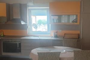Stan centar Apartments, Kraguyevats