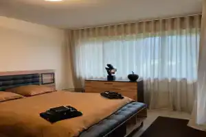 Appartamento con piscina Apartments, Locarno