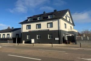 Appart Hôtel la roseraie, Mulhouse