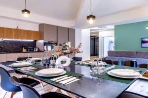 Green Lux-Via Canalino- Pass ZTL Parking WiFi Apartments, Modena