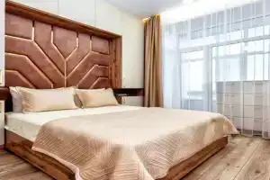 2-komnatnaya s vidom na naberezhnuyu, ZhK Abay Zholy Apartments, Astana