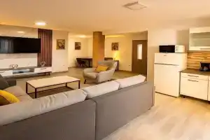 A&A Apartments, Becici