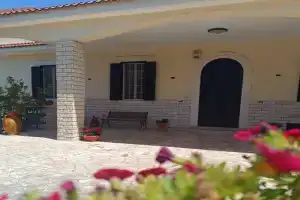 Villa Sideris, Putignano