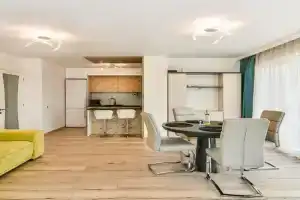 Azure View 2BR Luxury Apartment - free parking, Varna