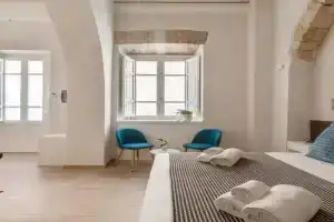Domus Carolina - Stylish living in the soul of Guest house, Cagliari