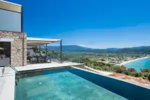 Azzura villas, Vasiliki