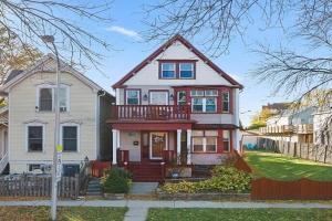 GrandVictorian Sale Sleeps23 ArcadeGameFloor BBQ Guest house, Milwaukee