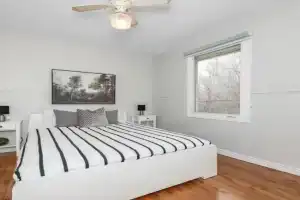 Bungalow Home Guest house, Ottawa