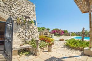 Tenuta Apollonio Pool & Relax - Happy Rentals Apartments, Carpignano Salentino
