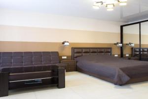 Modern Studio Brown, Kharkiv