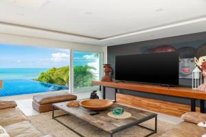 Luxury Sea View Pool Villa L at UniQue Residences, Choengmon